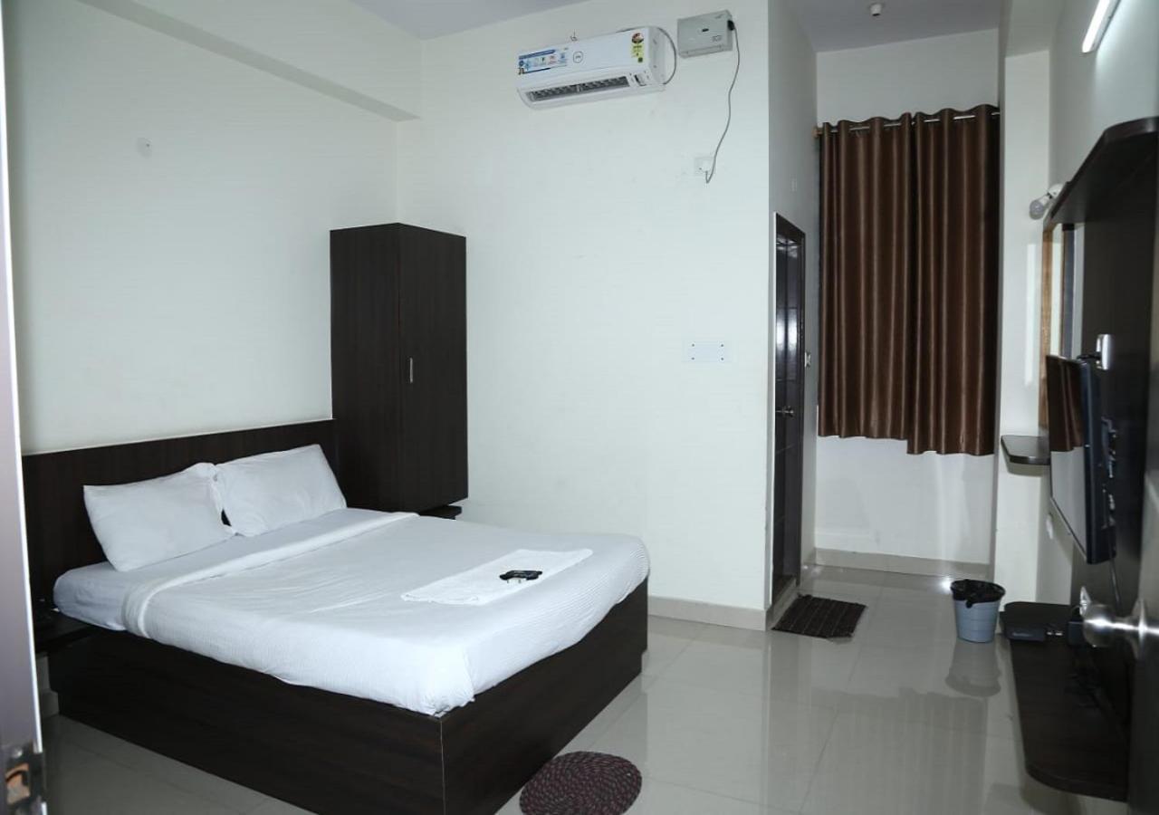 Pride Image Hotel Bangalore Exterior photo