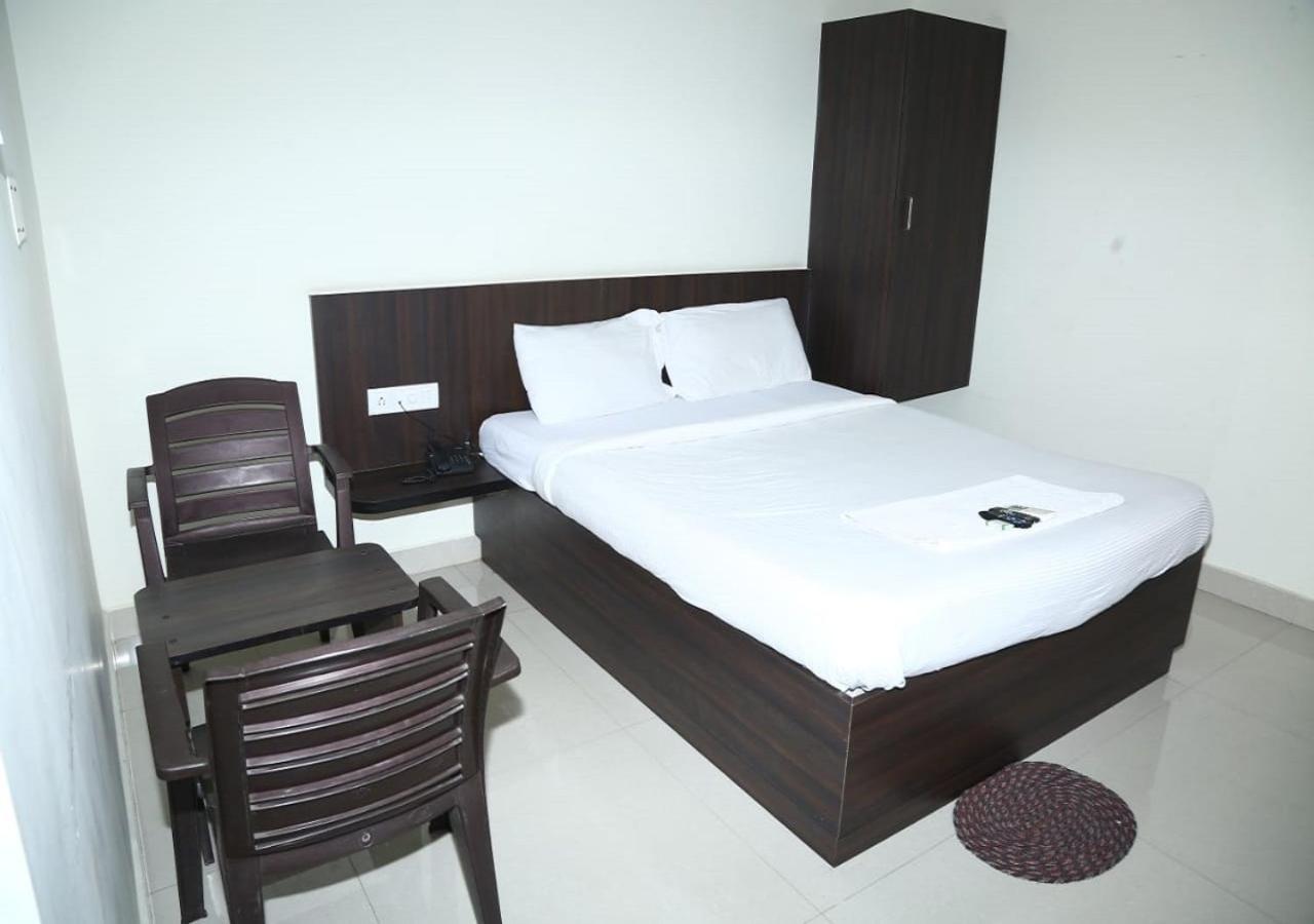 Pride Image Hotel Bangalore Exterior photo
